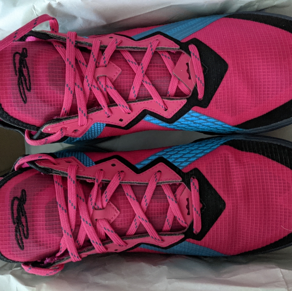 Nike LeBron XVIII Low basketball sneakers, 10.5